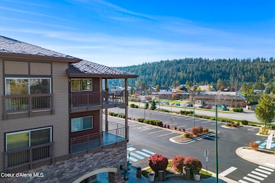 Top floor condo