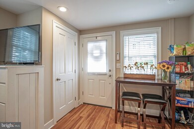 112 E State St unit 3, Doylestown, PA 18901 - photo 2