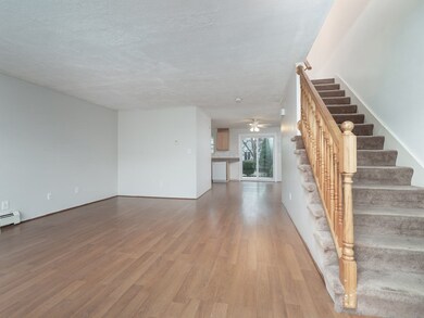 945 Riverside Dr unit 3B, Methuen, MA 01844 - photo 6