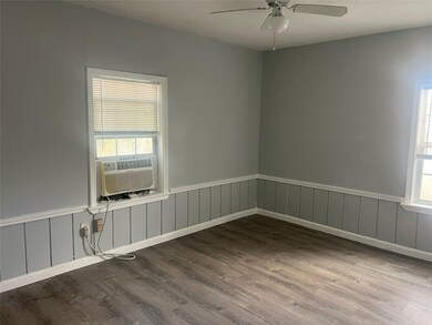 4326 Larkspur St unit 1-4, Houston, TX 77051 - photo 4