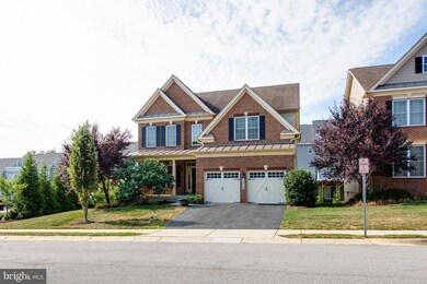 2409 Clubhouse Dr, Hanover, MD 21076 - photo 4