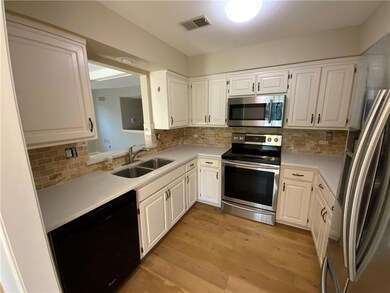 5860 Park Unit #12 St, Shawnee, KS 66216 - photo 6