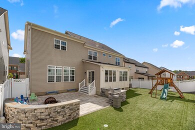 12228 Juniper Blossom Place, Clarksburg, MD 20871 - photo 4