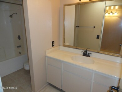 10830 W Thunderbird Blvd, Sun City, AZ 85351 - photo 6