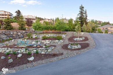 Landscaping to Enjoy on the Way in and O