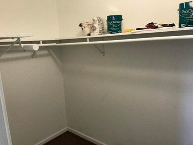 935 South Ln, Houston, TX 77088 - photo 2