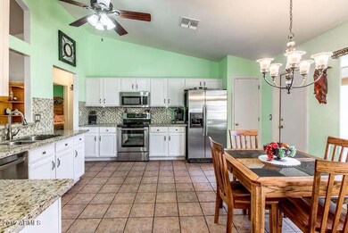 10744 E Forge Ave Mesa AZ-small-007-9-Ki