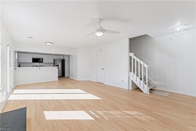 820 Zircon Ct, Virginia Beach, VA 23462 - photo 7