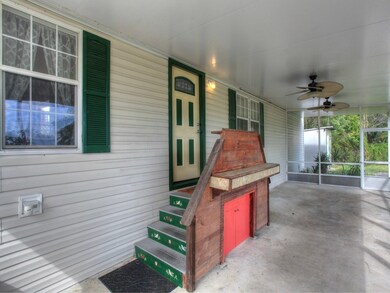 302 Valencia St, Sebastian, FL 32958 - photo 4
