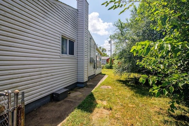 3773 Tylor Dr, Columbus, OH 43232 - photo 4