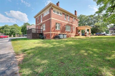 338 N Broad St, Monroe, GA 30655 - photo 7