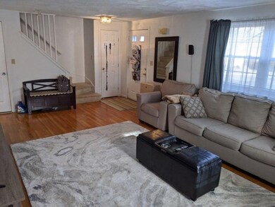 58 Charles Rd unit 58, Winchester, MA 01890 - photo 2