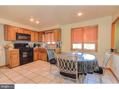 7 Candlestick Rd, Clementon, NJ 08021 - photo 2