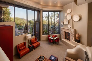 Living Room 03 - Views