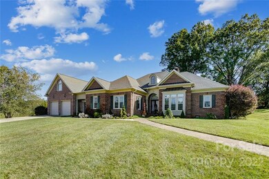 2205 James Way, Statesville, NC 28625 - photo 5