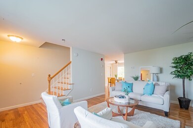 17 Rebecca Ln unit 17, Dracut, MA 01826 - photo 3