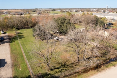 These adjoining lots present a unique opportunity