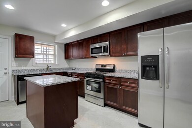 212 N Duncan St, Baltimore, MD 21231 - photo 3