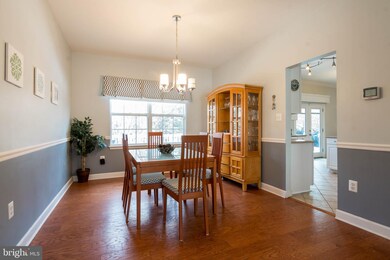 19204 Jamestown Dr, Hagerstown, MD 21742 - photo 7