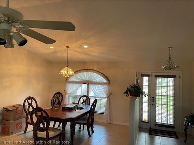 129 Eleanor Ct, Lake Placid, FL 33852 - photo 5