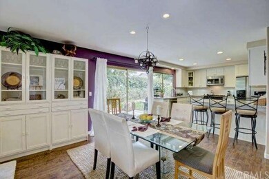 Dining area adjacent to the kitchen and family/liv