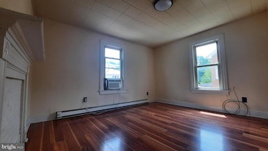 207 Cloud St unit 3, Front Royal, VA 22630 - photo 3