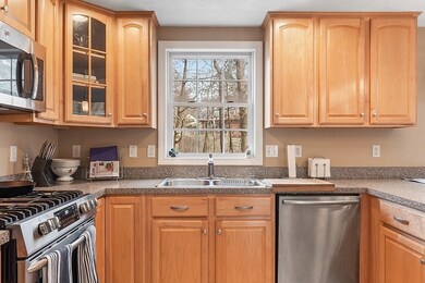 15 C St, Dracut, MA 01826 - photo 5