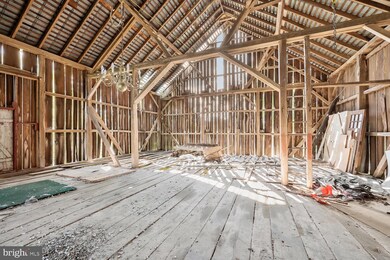 3924 Garfield Rd, Smithsburg, MD 21783 - photo 4