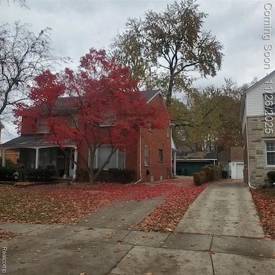 16214 Shaftsbury Ave, Detroit, MI 48219 - photo 2