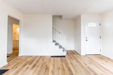 1797 Lancashire Rd (Interior)-4