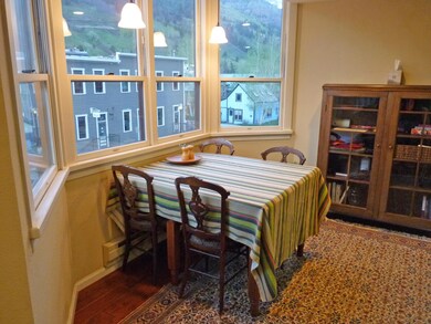 PacificaA Dining Room