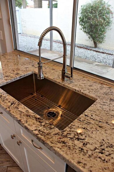 5139 W Mountain View Rd, Glendale, AZ 85302 - photo 7