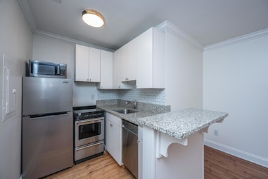 338 King St unit C, Charleston, SC 29401 - photo 7