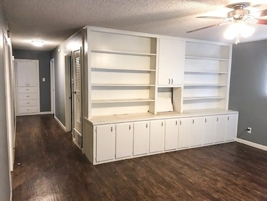 5426 25th St, Lubbock, TX 79407 - photo 2