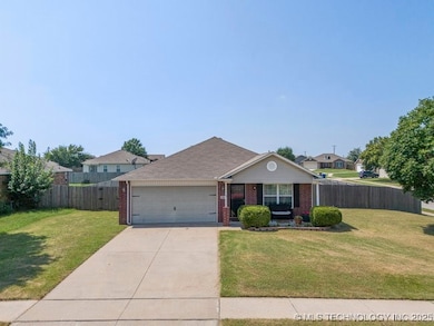 7210 S Fir Place, Broken Arrow, OK 74011 - photo 2