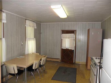 Kitchen. Huge Eat-in Kitchen w/ side Door leads to