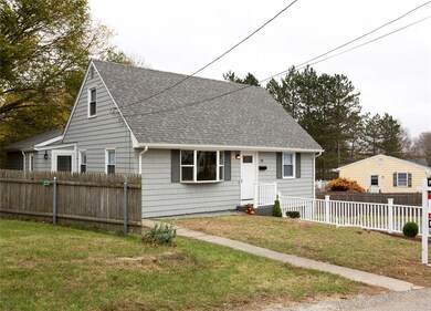 11 Thornton Ave, Smithfield, RI 02917 - photo 4
