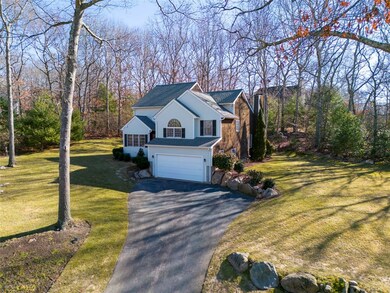 26 Sir Michael Cir, West Kingston, RI 02892 - photo 2