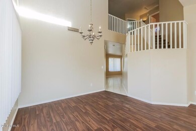 003-Dining_Room-2228360-small