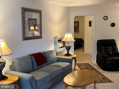 1165 Waugh Rd unit BOTTOM LEVEL, Berkeley Springs, WV 25411 - photo 6