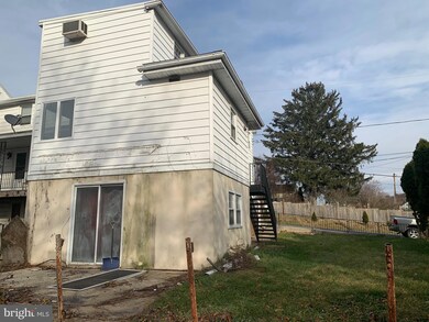 280 Wood St, Cumbola, PA 17930 - photo 4