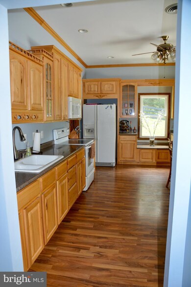 1989 Spring Gap Rd, Slanesville, WV 25444 - photo 3