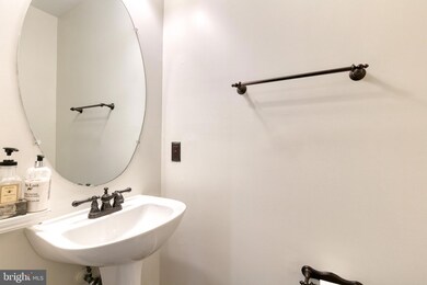 10834 Will Painter Dr, Owings Mills, MD 21117 - photo 4