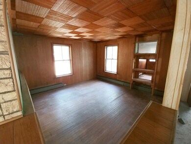 203 Apremont Hwy, Holyoke, MA 01040 - photo 6