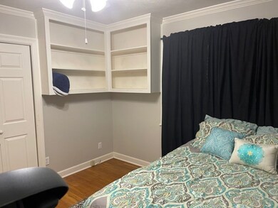 202 Sinclair St, McComb, MS 39648 - photo 5