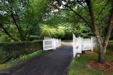 889 Route 402, Hawley, PA 18428 - photo 3