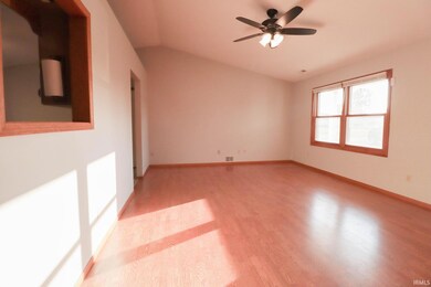 13522 Wheat Mill Ct, Grabill, IN 46741 - photo 3