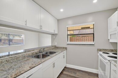 484 Springdale Cir unit 48D, Palm Springs, FL 33461 - photo 7