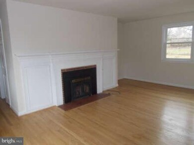 3500 Washington Dr, Falls Church, VA 22041 - photo 6