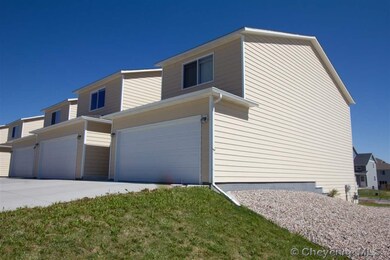 5014 Rock Springs St, Cheyenne, WY 82001 - photo 3
